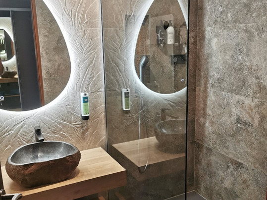 Hotel Adelphia Spa-艾克斯莱班必去景点