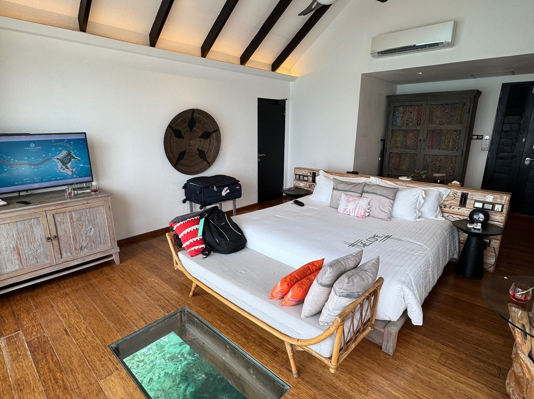 Grand Park Kodhipparu, Maldives主图