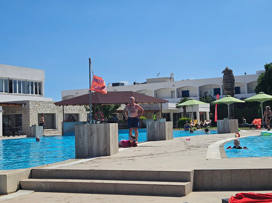 Comer Kinetta Beach Hotel主图