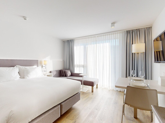 Appart'Hôtel Nonanteneuf Vevey主图