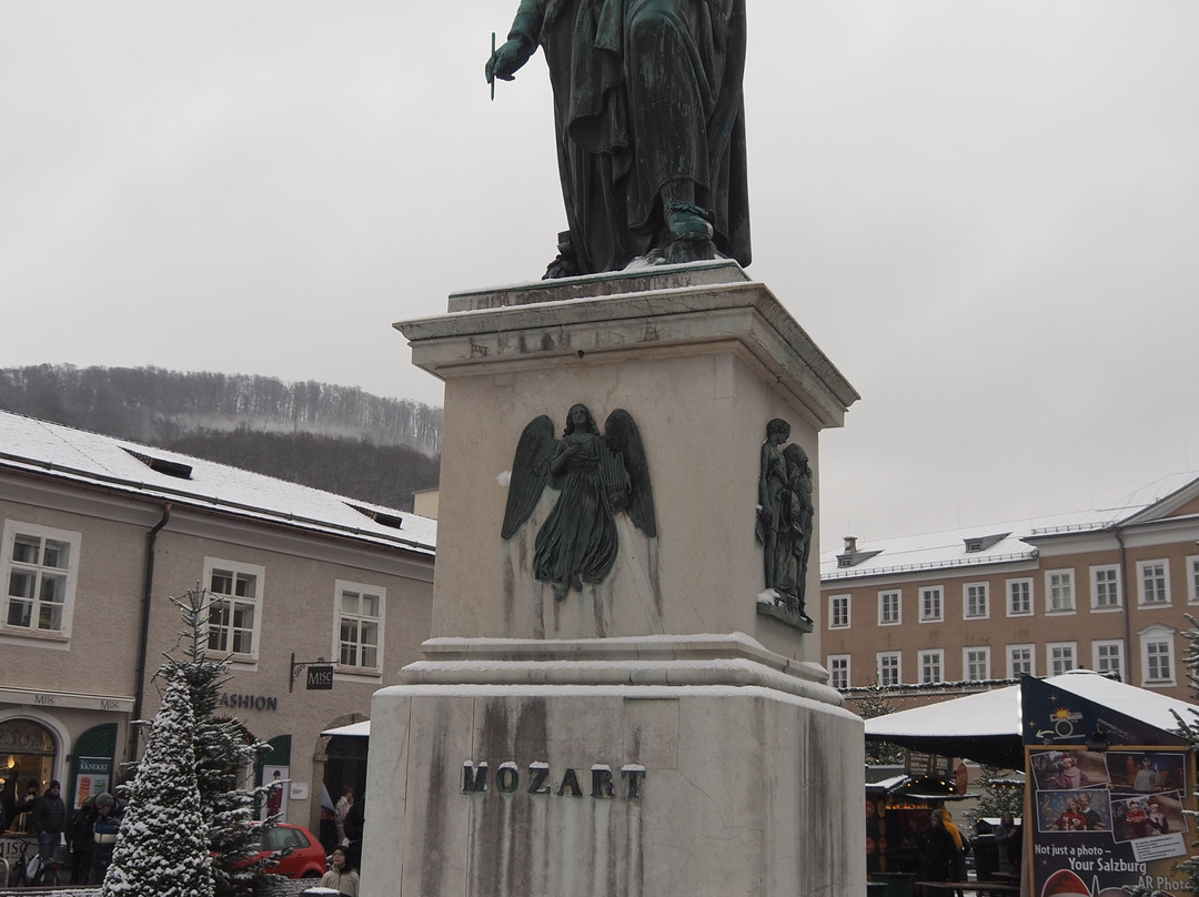 Mozartplatz-萨尔茨堡必去景点