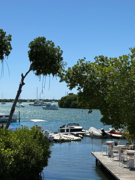 萨莱纳斯滨海酒店-官方