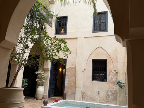 马拉喀什西纳蒙摩洛哥传统庭院主图