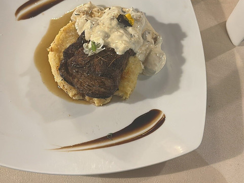 科罗纳膳食公寓酒店主图