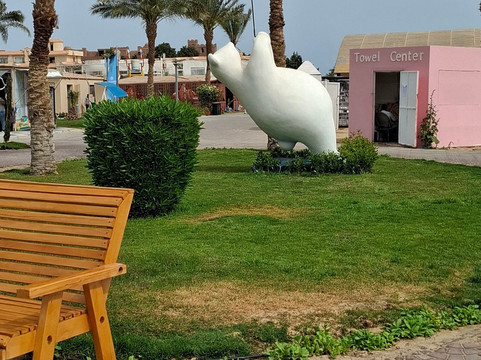 The Bear and the Balloon