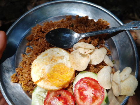 Bukit Lawang Jungle Trekking-武吉拉旺必去景点