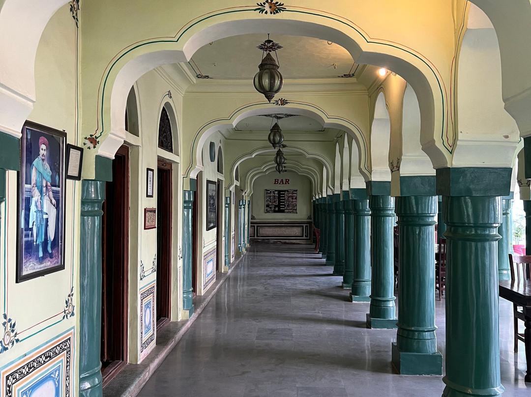 马尔吉加卡姆拉酒店主图