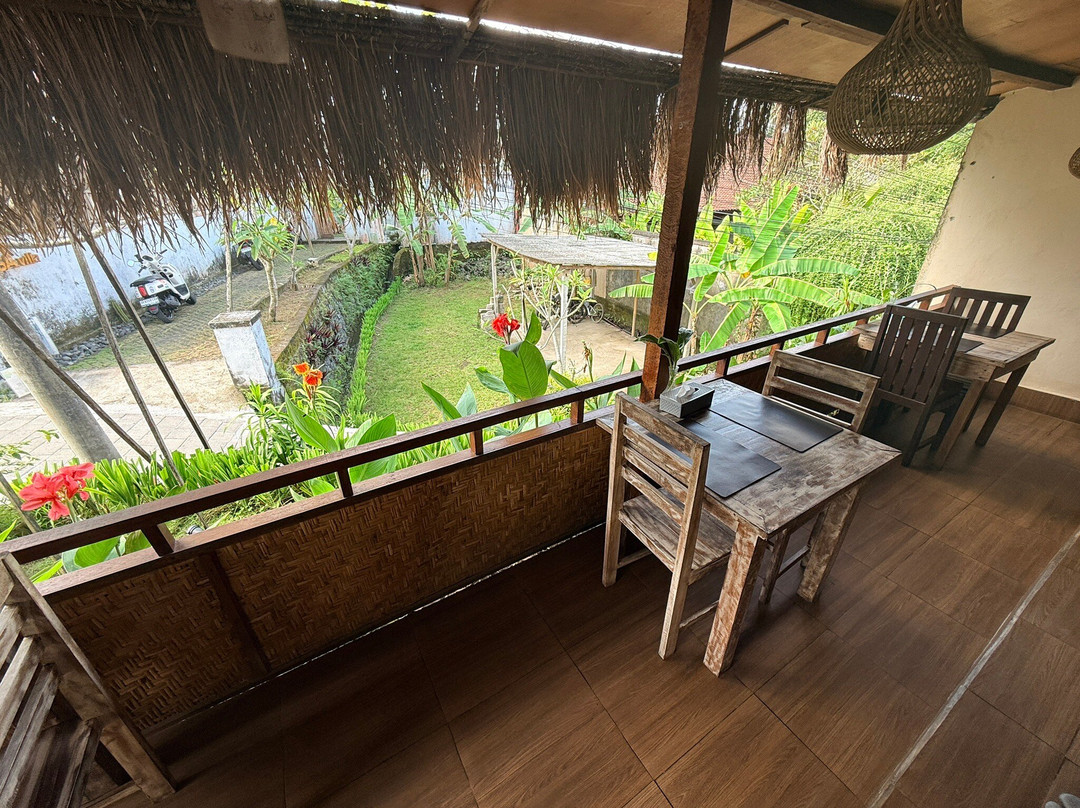 Rona Warung