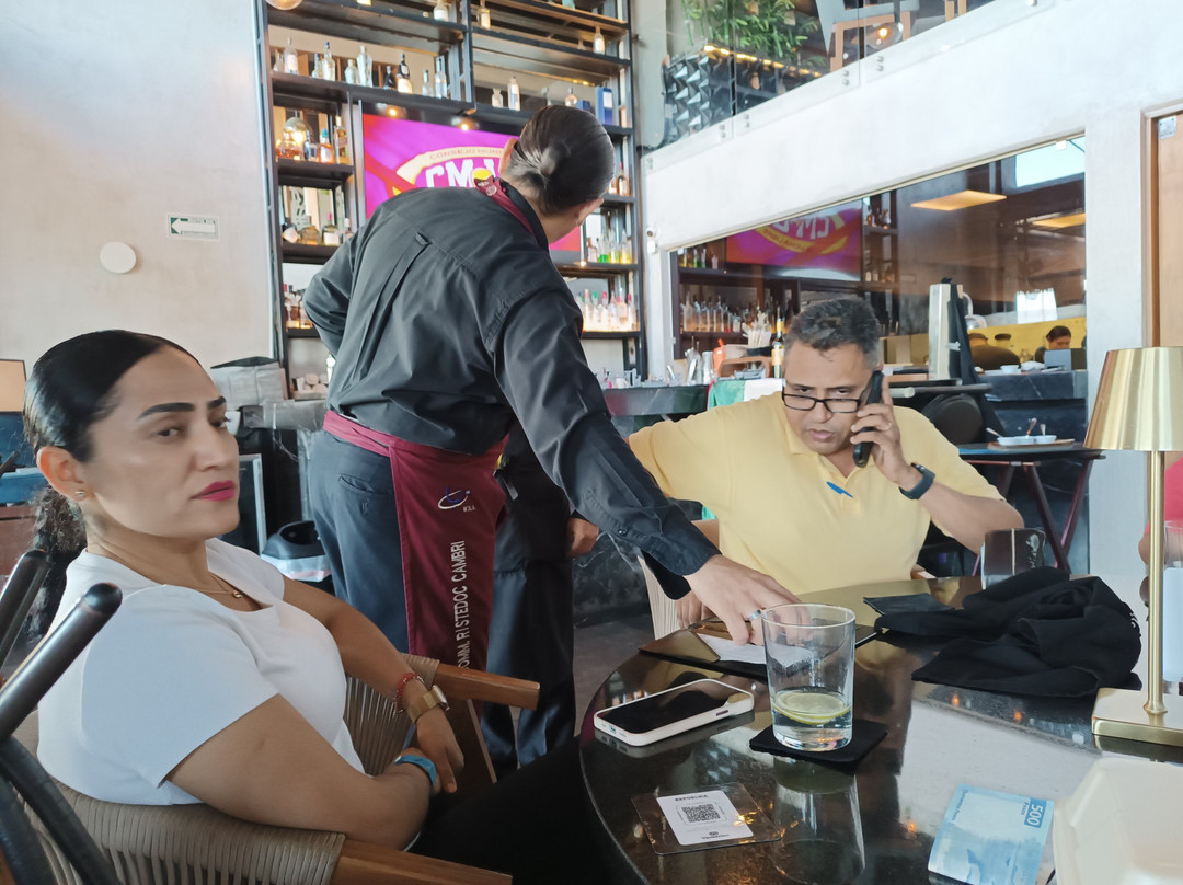 Restaurante República
