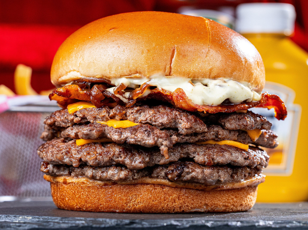 Dhuu Burger