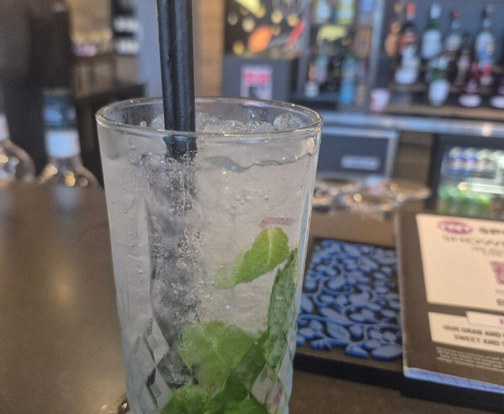 亚伯丁机场 Moxy 酒店主图