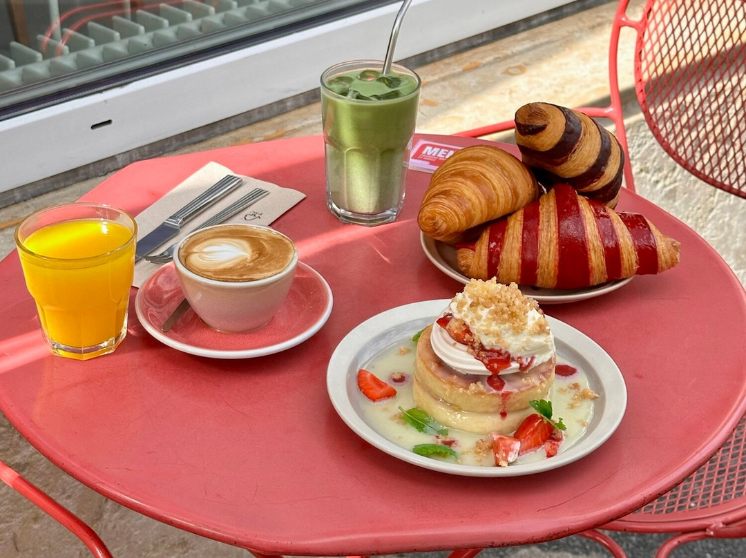 L'impression Cafe & Restaurant