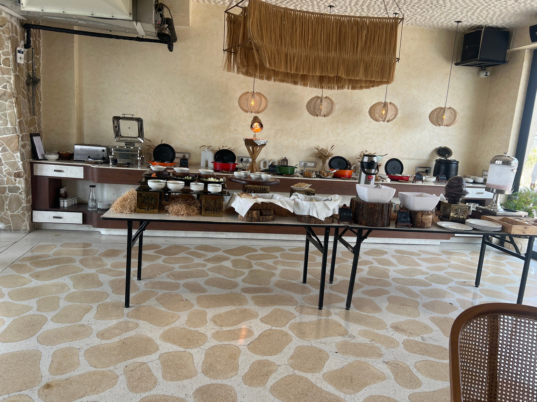 Le Ayat  Cafe- Zirakpur