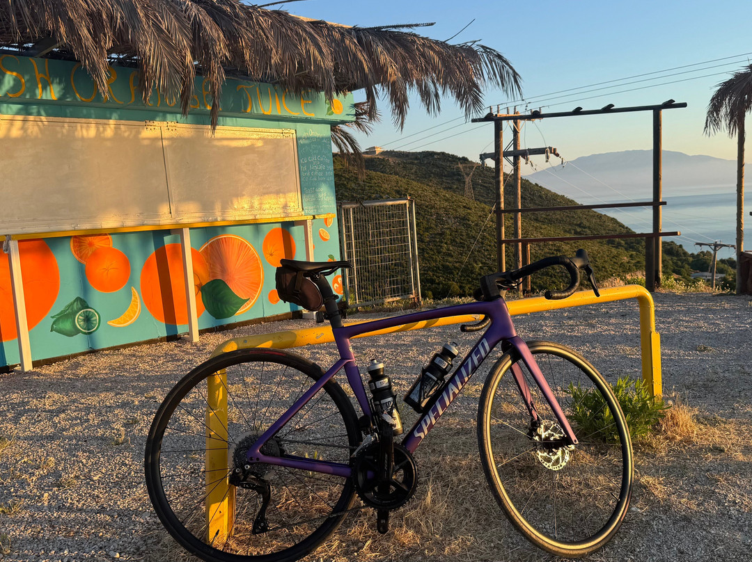 Cycling Center Zakynthos Podilatadiko-扎金索斯镇必去景点
