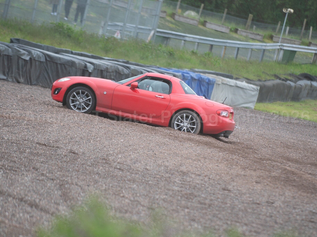 Knockhill Racing Circuit-丹弗姆林必去景点