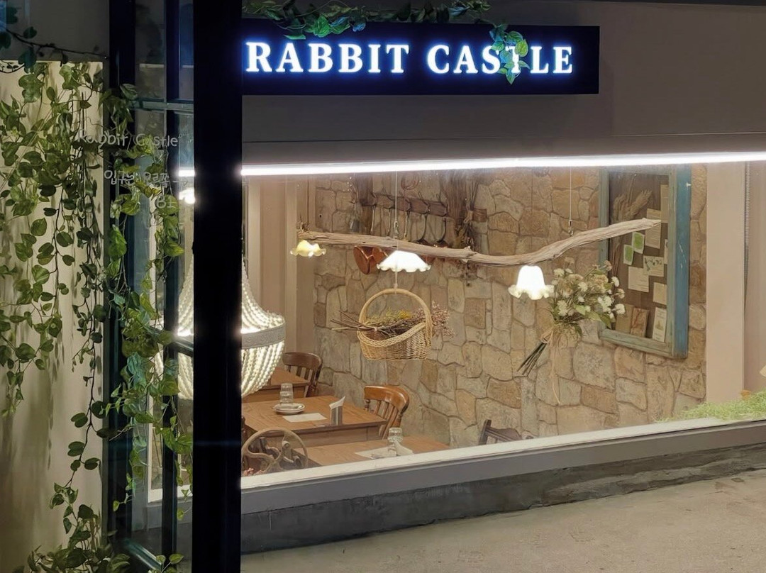 Rabbit Castle Seoul-Forest