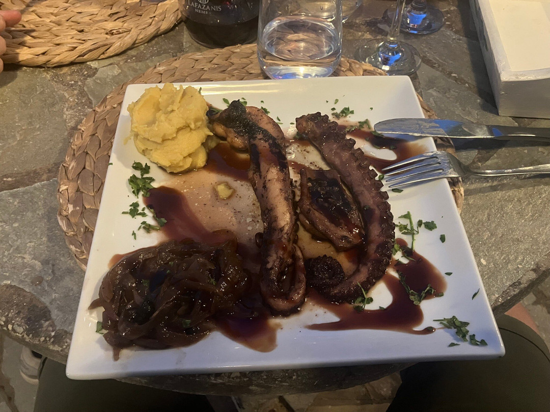 Meraki Greek Fusion Cuisine Plomari