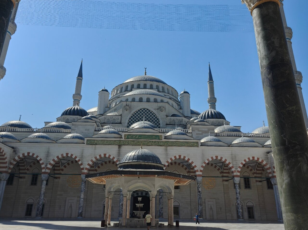 Çamlıca Mosque-伊斯坦布尔必去景点