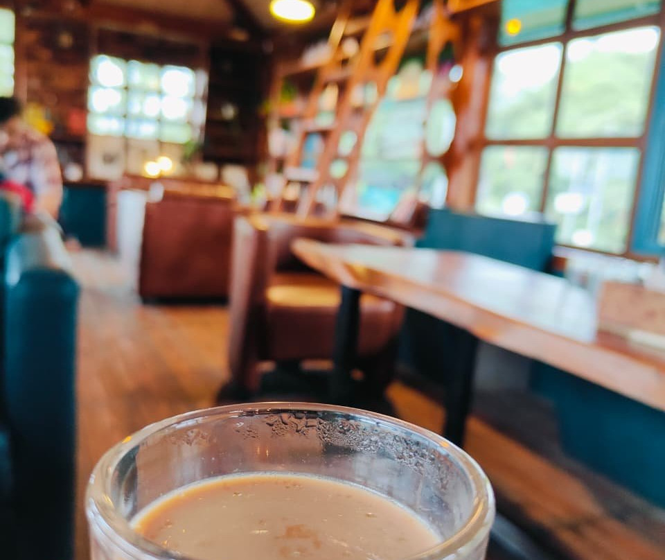 加里帕尼堡酒店主图
