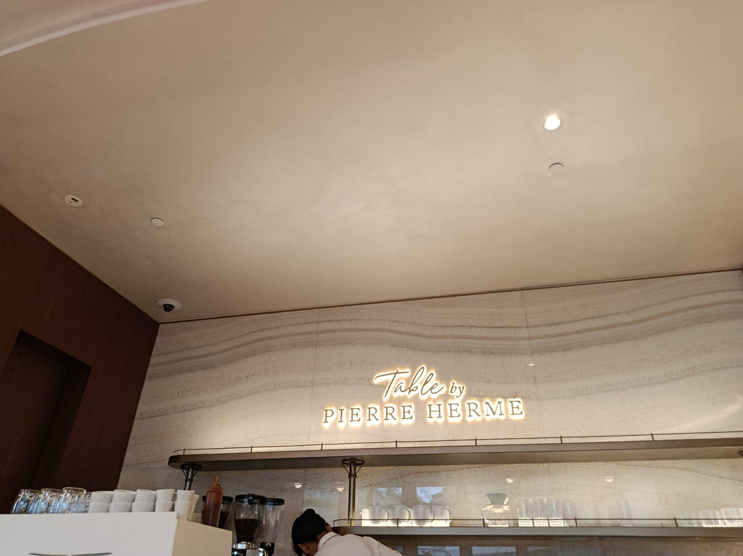 Pierre Hermé Paris Singapore