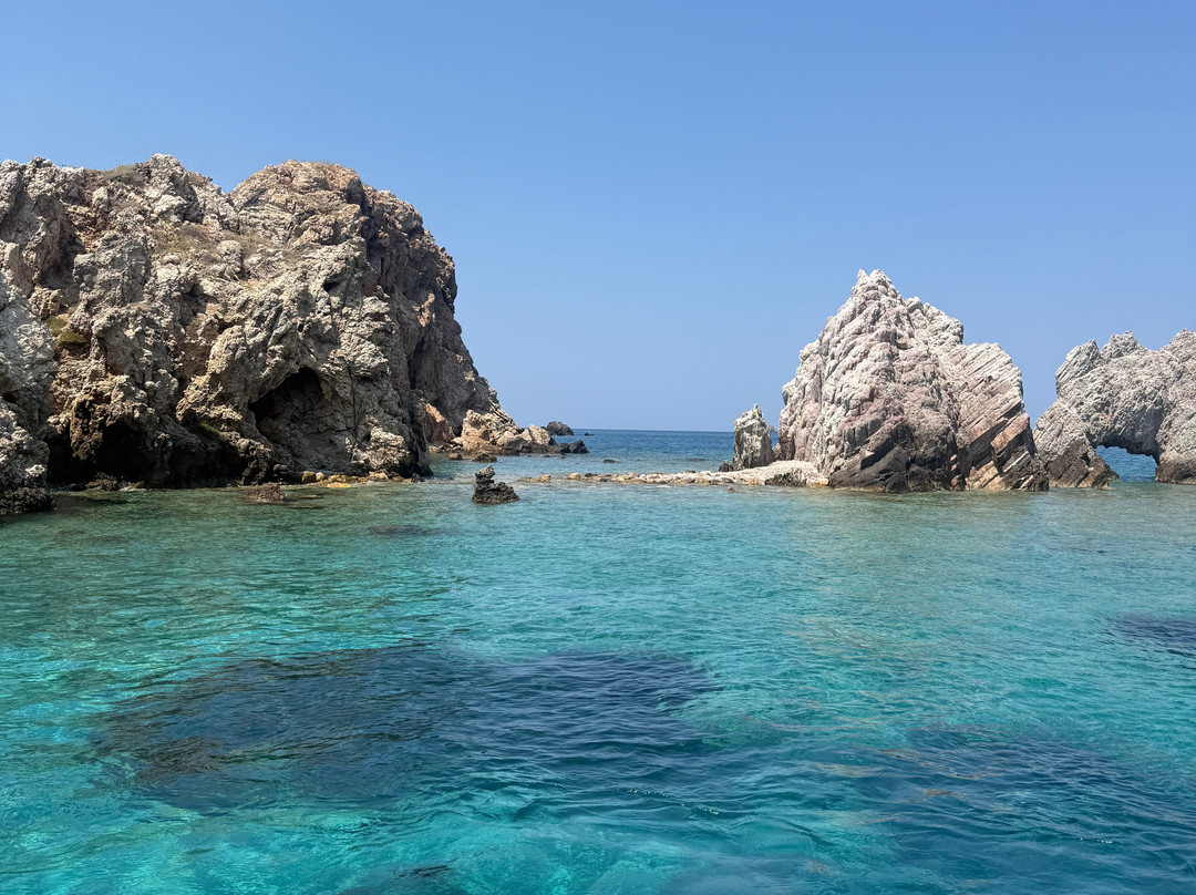 Sparos Daily Cruises-Pounta必去景点