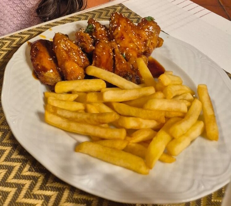 Mr Ribs - ribs and wings