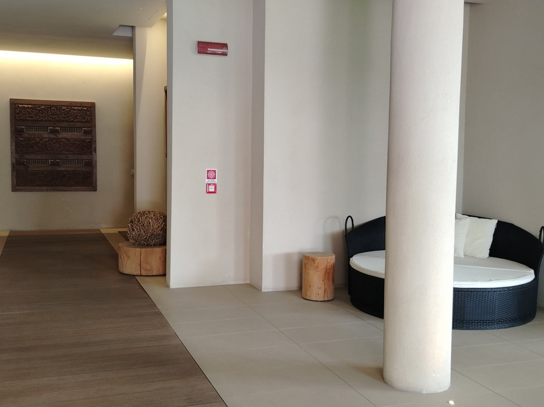 特努塔阿努恩泽雅塔酒店 - 自然之家主图