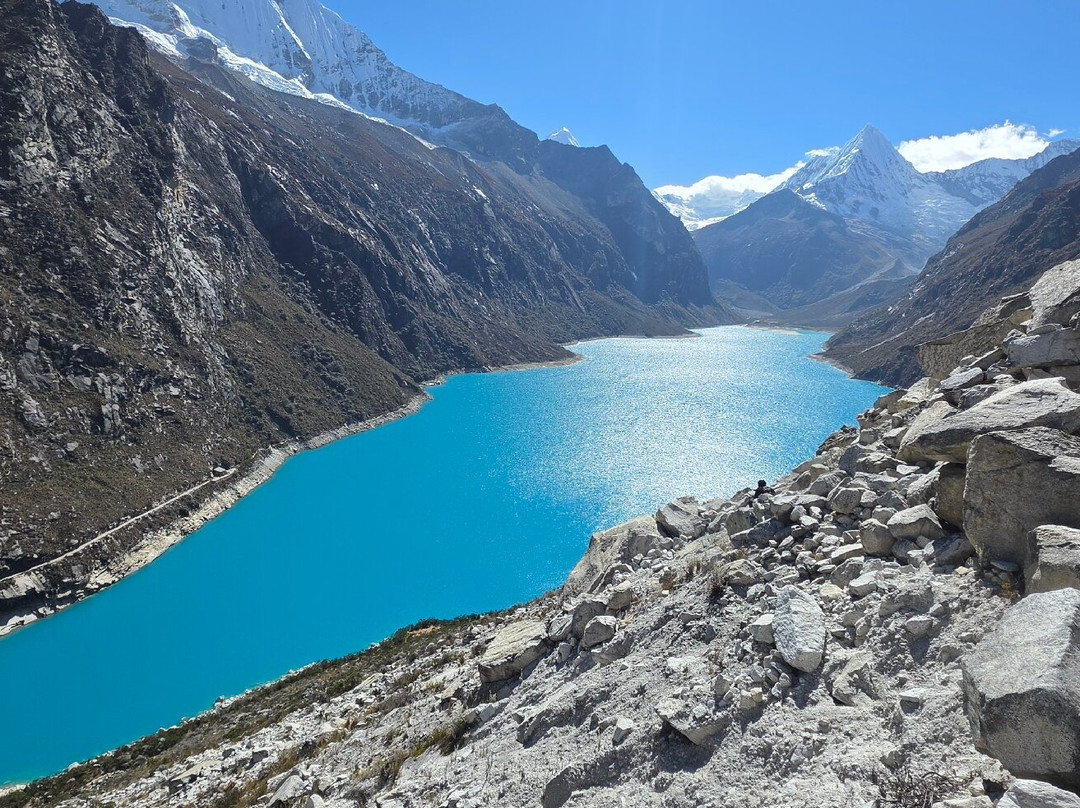 Laguna Paron-Caraz必去景点