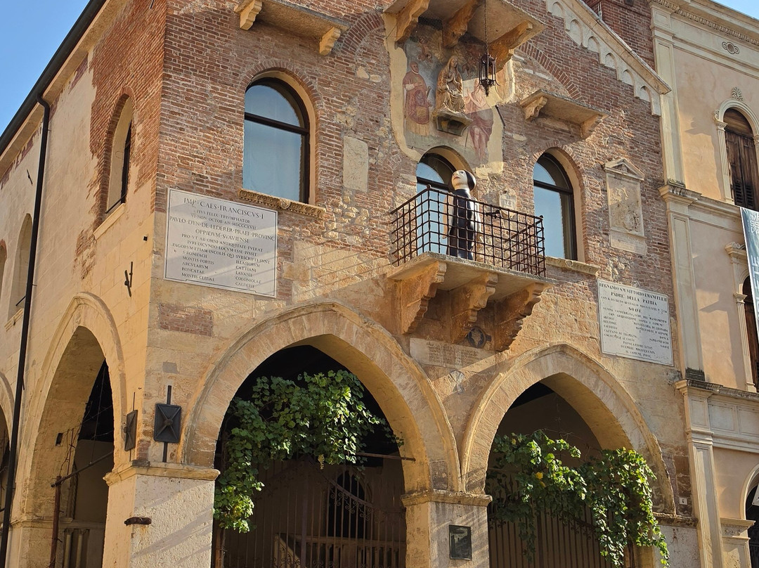 Palazzo di Giustizia-Soave必去景点