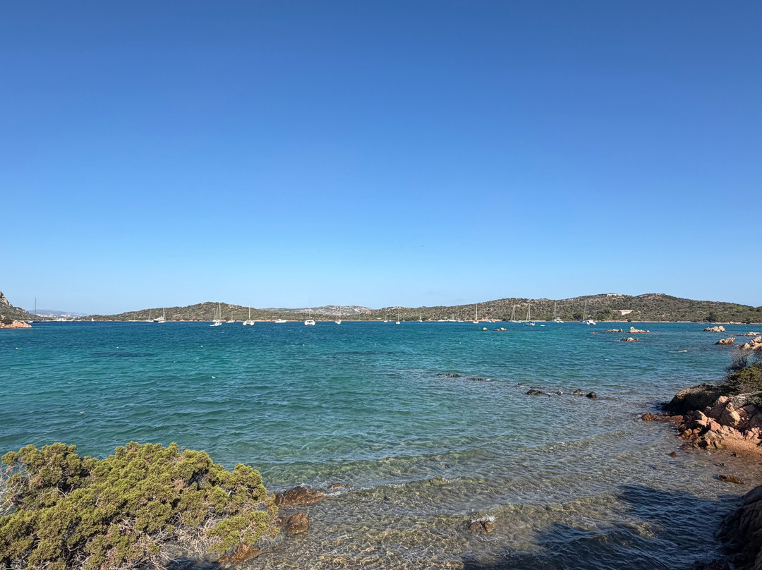 Spiaggia I Due Mari-拉马达莱娜必去景点