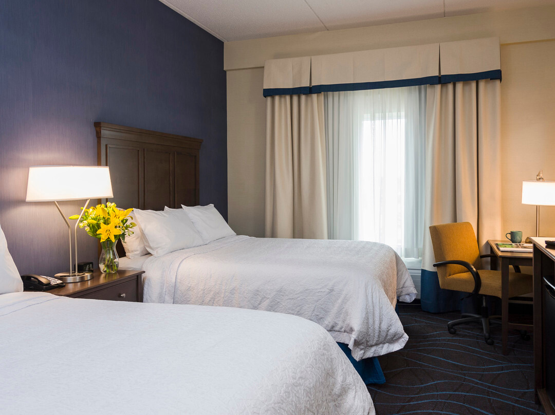 渥太华酒店住宿-Hampton Inn by Hilton Ottawa Airport