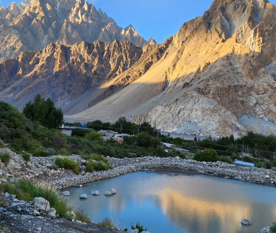 Sarai Silk Route Hotel Passu Hunza主图