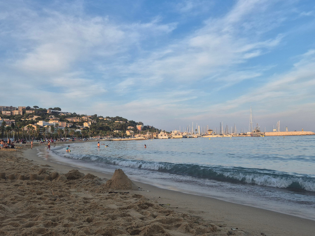 Grande Plage du Lavandou-莱拉旺杜必去景点