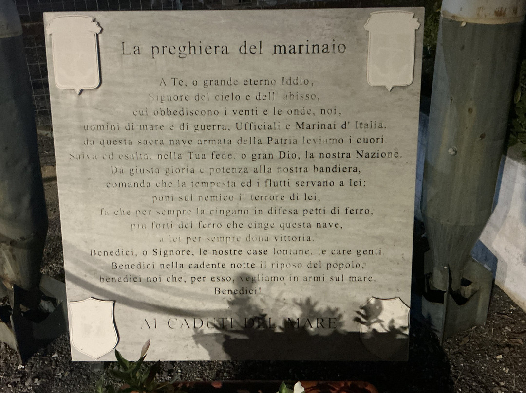 Santuario Santa Maria del Lauro-Scalea必去景点