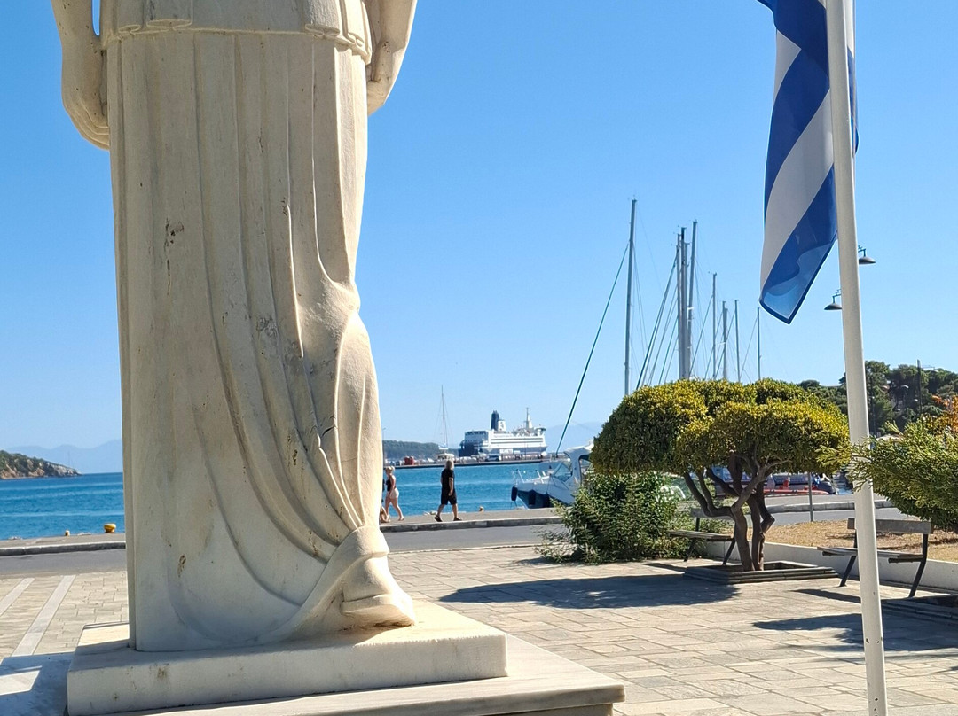 War Memorial-Skiathos Town必去景点