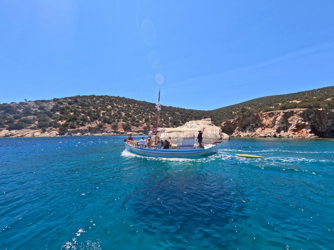 Gialitissa Boat Trips (est.2010) Panermos, South Naxos-Panermos必去景点