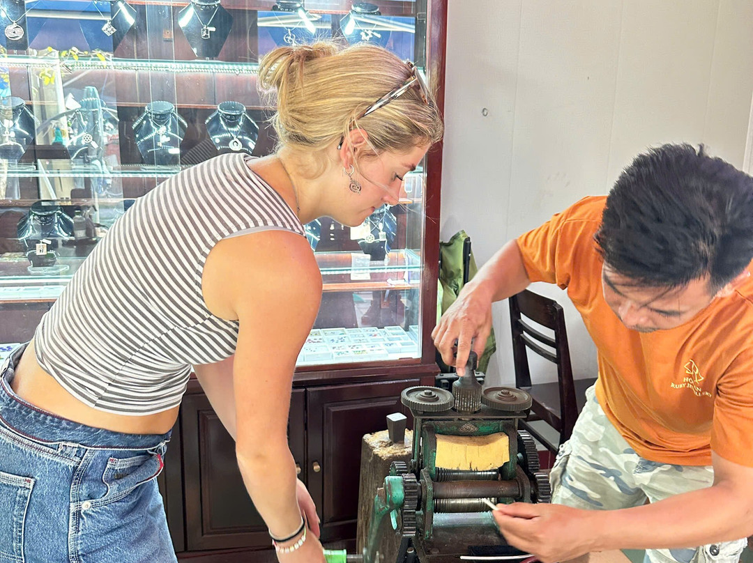 Ruby Jewellery Hoi An-会安必去景点