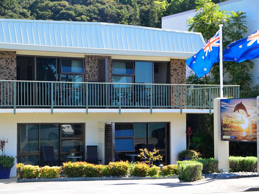 金沙湾汽车旅馆