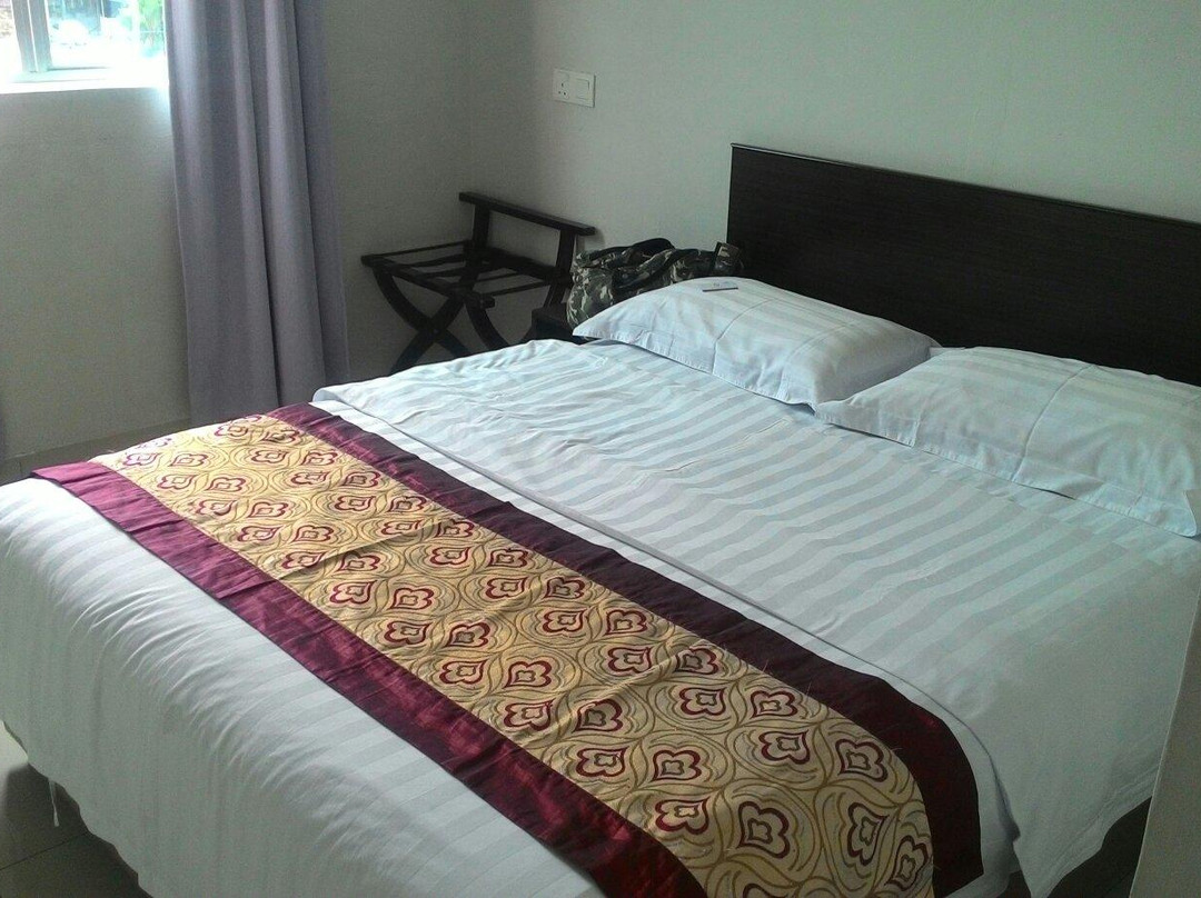 StarWay Hotel