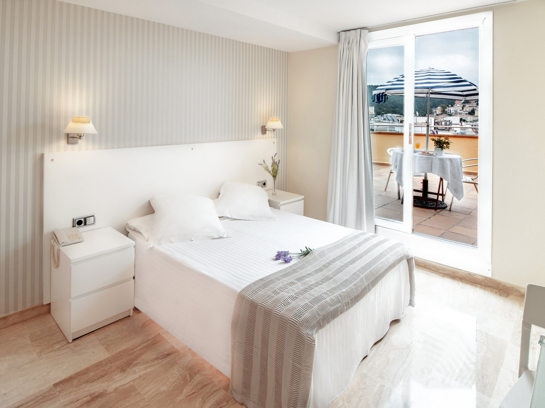 图里萨酒店主图