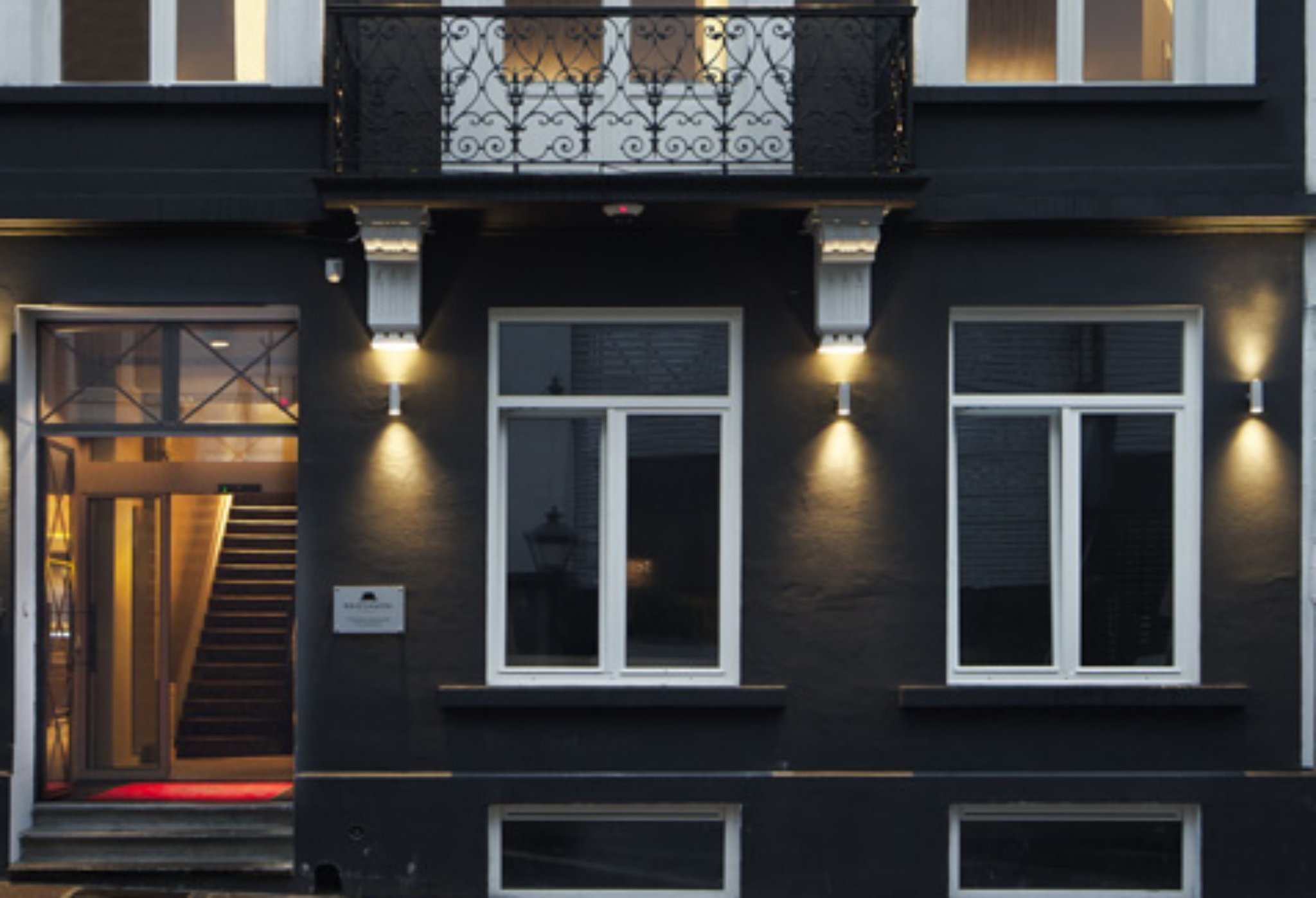 Hotel Neufchatel-官方