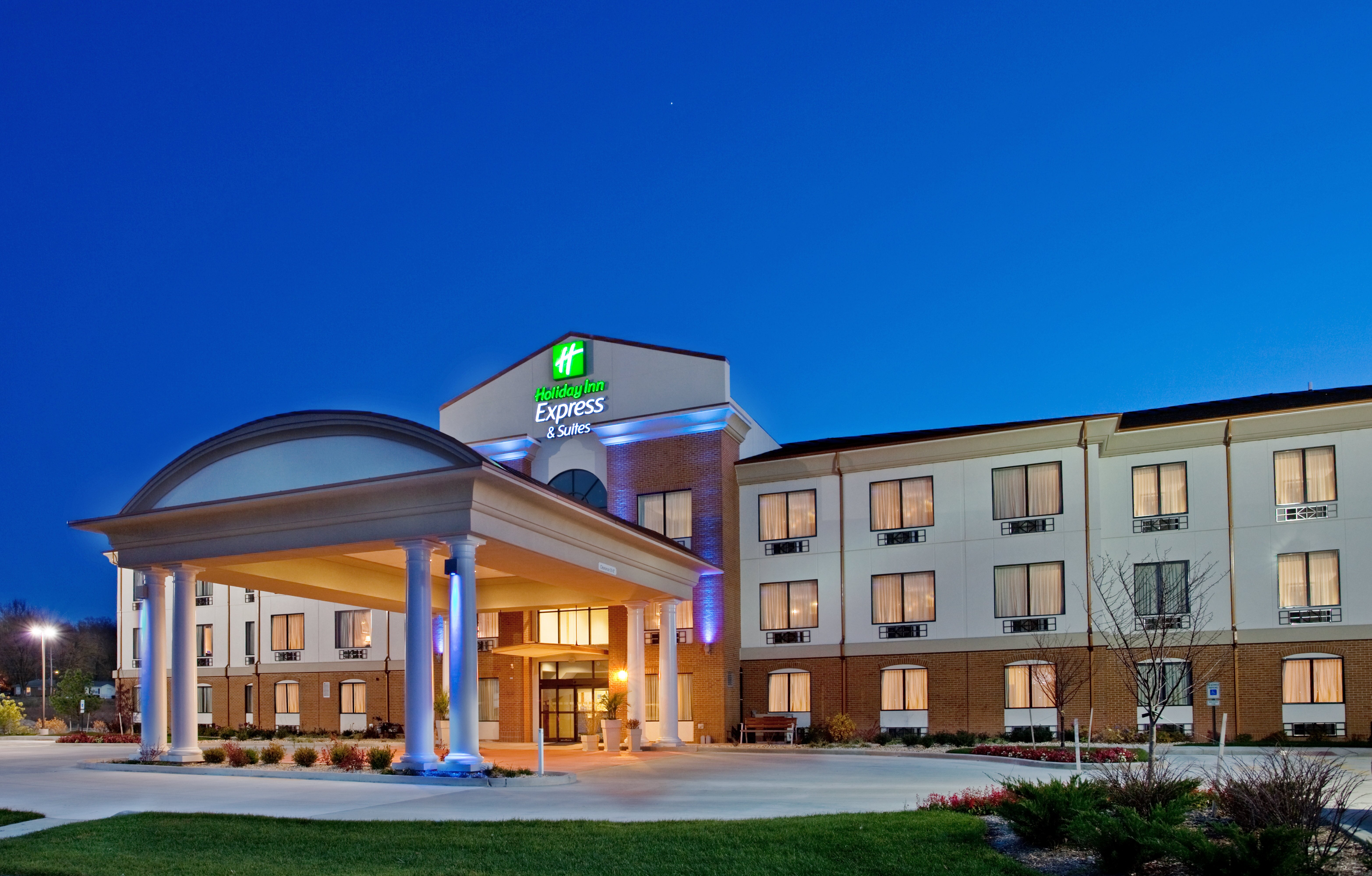 Holiday Inn Express & Suites St Charles By IHG-官方