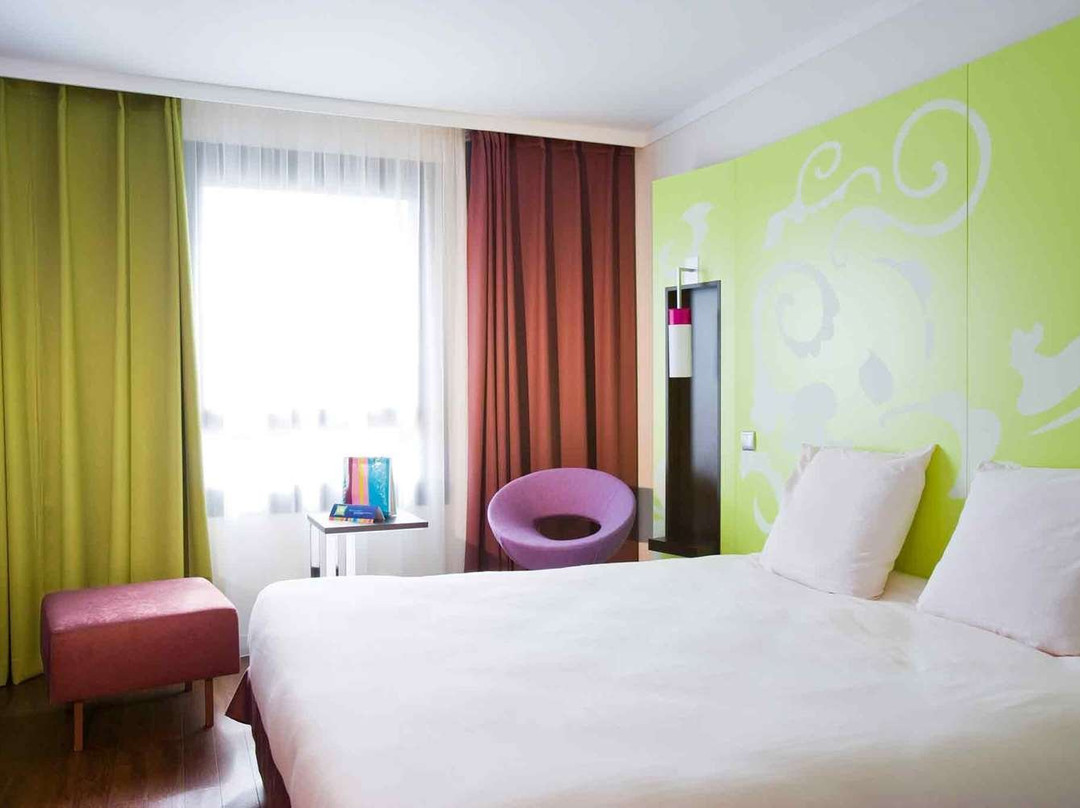 ibis Styles Evry Cathedrale主图