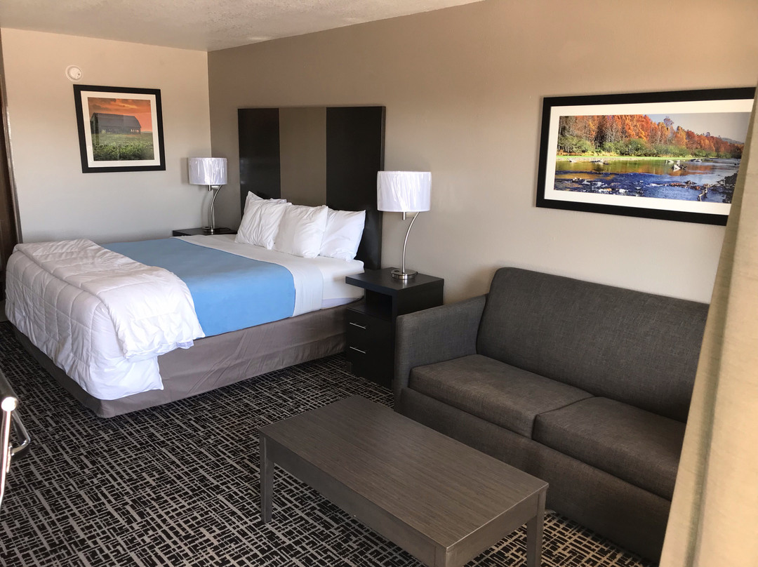 Days Inn by Wyndham Grove主图