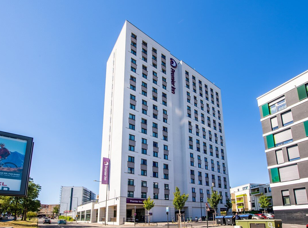 南科隆市普瑞米尔酒店主图