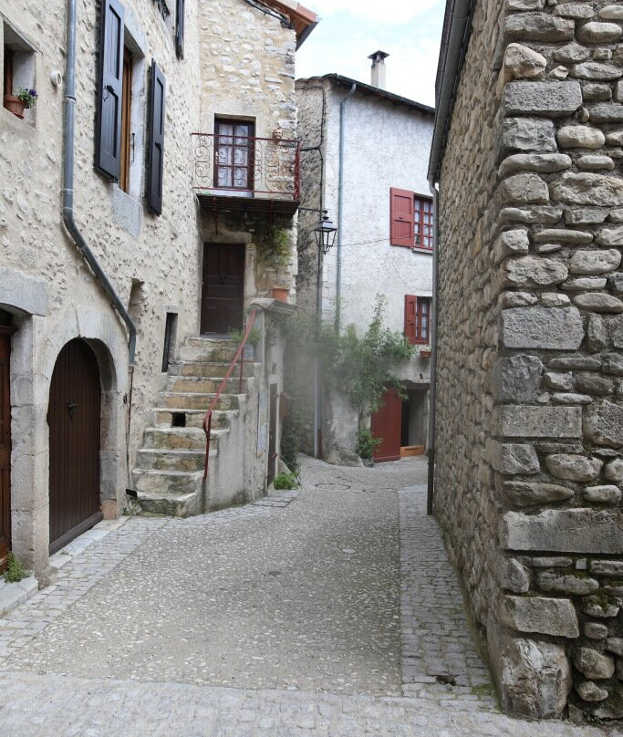 Les "viols" Du Village Médiéval景点图片