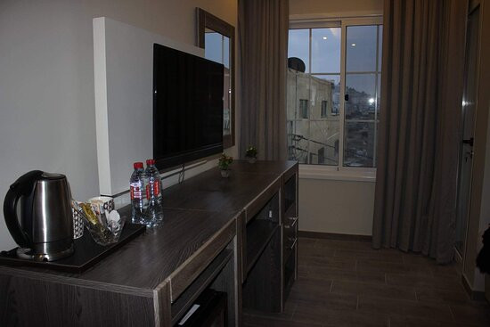 Moses Residence主图