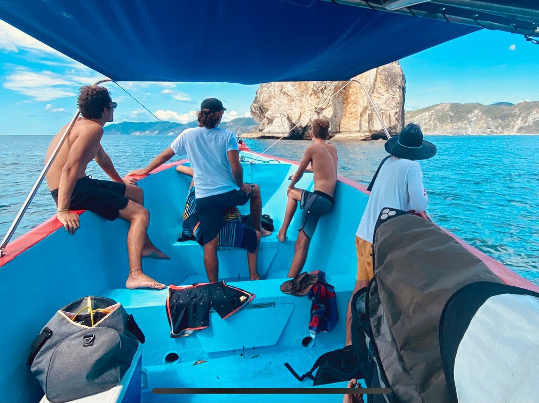 Hermosa Boat Trips景点图片