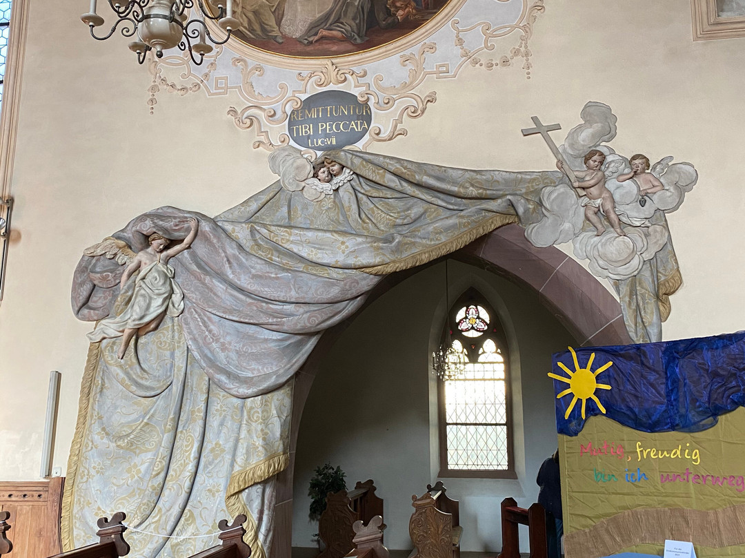 Kirche St. Laurentius-Kenzingen必去景点