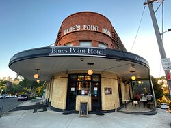 Blues Point Hotel-官方